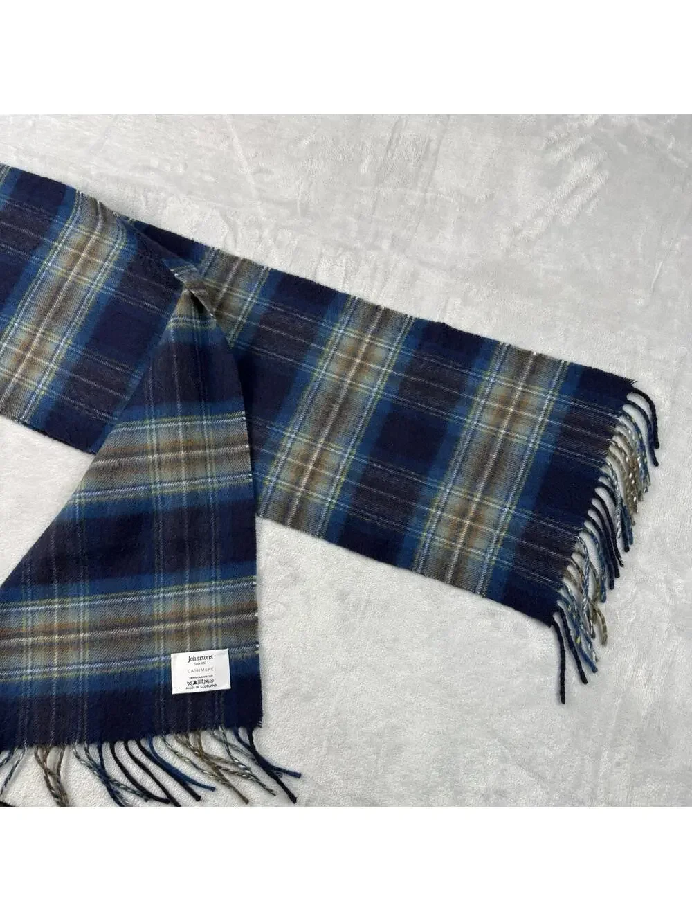 Johnstons of Elgin 100% Cashmere Scarf Blue Ivory Stripe Made in Scotland Luxury
